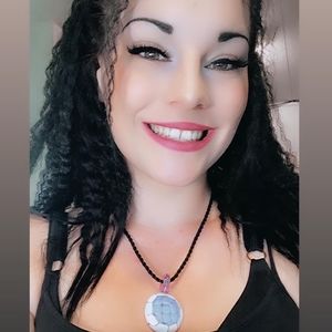 Meet your Posher, Bre